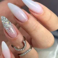 کاشت ناخن وآموزش|خدمات آرایشگری و زیبایی|ورامین, ورامین|دیوار