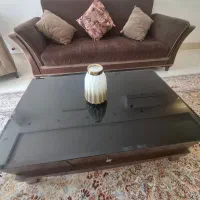 میز جلو مبل کاملا تمیز