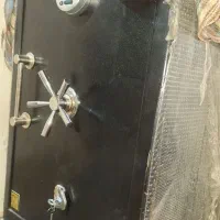 گاو صندوق ایران کاوه مدل ۵۵۰ مشکی بسیار سالم|ابزارآلات|لاهیجان, جمهوری|دیوار