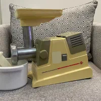 چرخ گوشت و اب میوه گیری پارس خزر