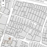 زمین-330-متری-مشتاق