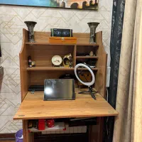 میز تحریر و اینه