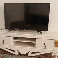 تلوزیون ومیز