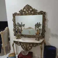 آینه و شمعدان همراه با چوب لباسی و ساعت برنز اصل