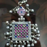 اویز ورشو قاجاری