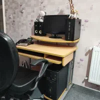 میز کامپیوتر و تحریر