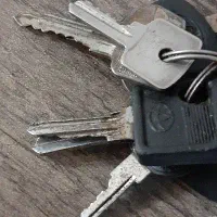 یه دسته کلید وانت پیکان