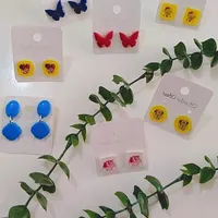 گوشواره میخی