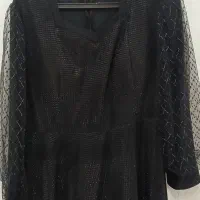 لباس مجلسی|لباس|رشت, عینک|دیوار