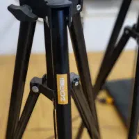 سه پایه زومی