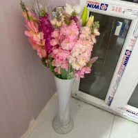 گل و گلدان مصنوعی