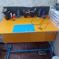 میز تحریر بزرگ