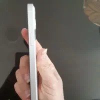 آیفون ۱۳ در حد صفر باتر۹۹ فابریک