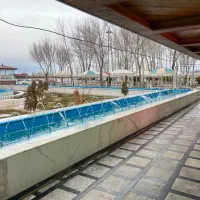 منقل دار ذغالی و ظرف شور خانم