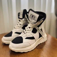 تخفیف ویژه برای روز مادر|کیف، کفش، کمربند|تربت جام, والفجر|دیوار