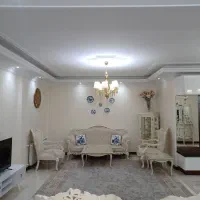 مبلمان کلاسیک ۷نفره با ویترین