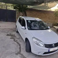 ساندرو اتومات مدل 95 در حد صفر|خودرو سواری و وانت|مشهد, نوفل لوشاتو|دیوار
