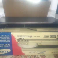 دو عدد DVD وVCD