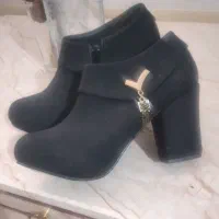 کفش مشکی پاشنه دارسایز۳۸