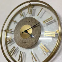 ساعت دیواری