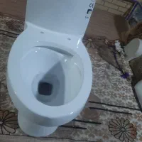توالت فرنگی تمیز