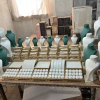 دکور طلا مانکن طلافروشی ویترین طلا استند|خدمات پیشه و مهارت|ورامین, ورامین|دیوار