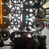 همکار لاستیک شیفت شب