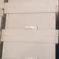 طبق زنبور رنگ شده با قاب
