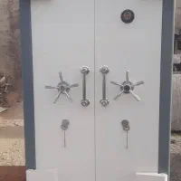 گاو صندوق آسانسوری