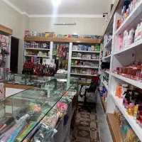 واگذاری مغازه آرایشی و لوازم التحریر و اسباب بازی|فروش مغازه و غرفه|قم, ولیعصر|دیوار