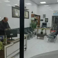 مغازه فروشی