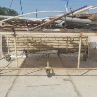 تخت یا میز چرخ دار