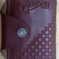 کیف و کارت بانکی...پیداشد