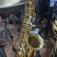 ساکسیفون آلتو در حد نو