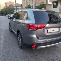 اوتلندر تیپ ۵ مدل ۲۰۱۷ کم کار بیرنگ