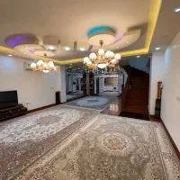 فروش ویلایی دو واحده خ سعدی