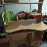 میز کامپیوتر و زیر تلویزیونی