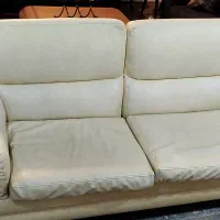 مبل ۷نفره چرم .کرم رنگ .همراه با جلو مبلی|مبلمان خانگی و میز عسلی|قائمشهر, |دیوار