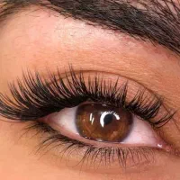 وسایل اکستنشن به فروش می رسد