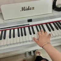 piano ( midex)
