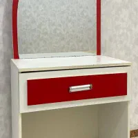 میز آرایش آینه دار