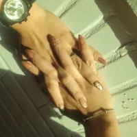 تخفیف یلدایی کاشت ناخن|خدمات آرایشگری و زیبایی|زنجان, |دیوار