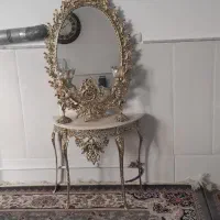 میز برنز کاملا نو