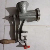 چرخ گوشتی قدیمی