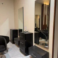 وسایل اموزشگاه وارایشگاه سالن زیبایی به فروش میرود|آرایشگاه و سالن‌های زیبایی|تهران, جیحون|دیوار