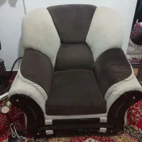 مبل ۷ نفره همراه با میز|مبلمان خانگی و میز عسلی|قرق, |دیوار