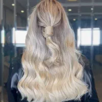 خدمات رنگ و صافی مو