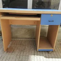 میز کامپیوتر