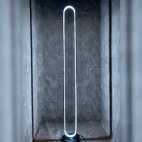 کنارسالنی مدرن|چراغ خواب و آباژور|اهواز, کمپلو جنوبی|دیوار