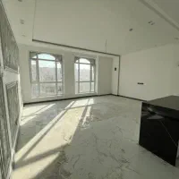 ۱۳۵ متر _ کم واحد _ نوساز _ متریال مدرن_ سه خواب